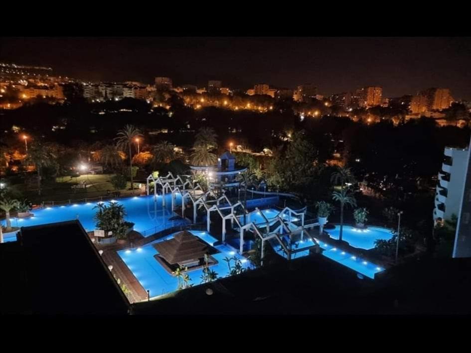 Benalbeach, Estudio En Primera Linea De Playa Беналмадена Екстериор снимка
