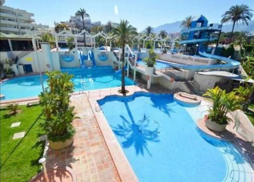 Benalbeach, Estudio En Primera Linea De Playa Беналмадена Екстериор снимка